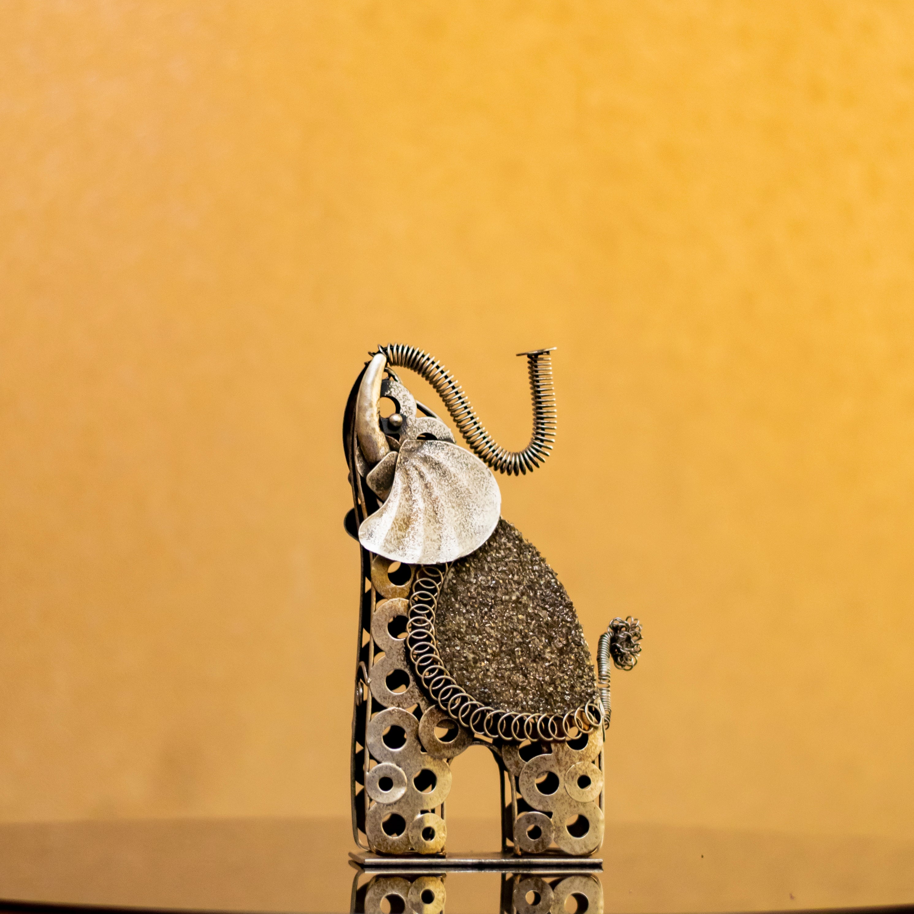 Metal Elephant Showpiece 2 pieces set