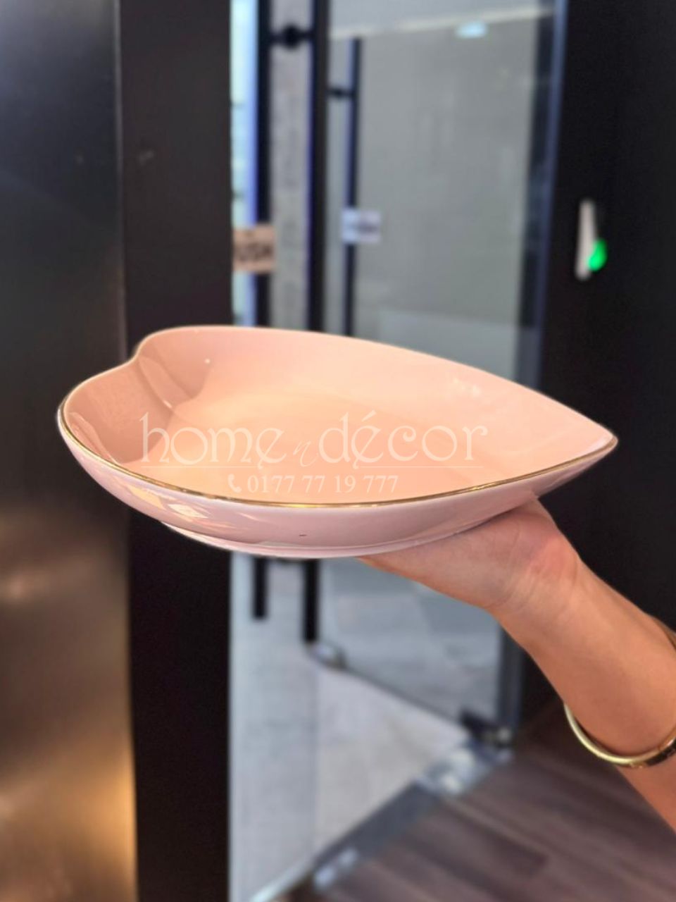 Be My Valentine 7 pc Dessert Set