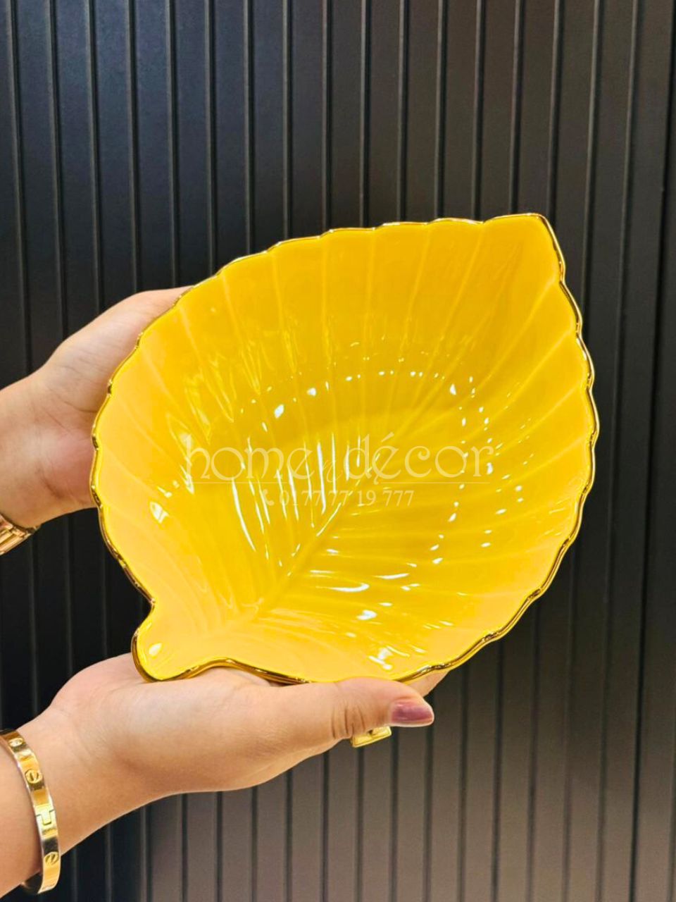 The Yellow Leaves Appetiser Plates- 7 pcs set