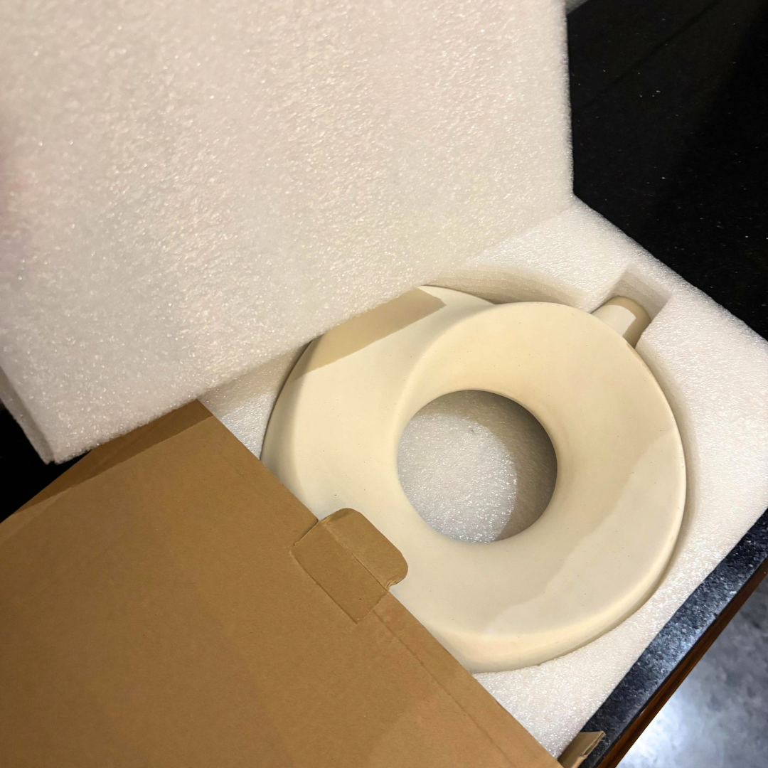 Off White Donught Vase - 2 Size