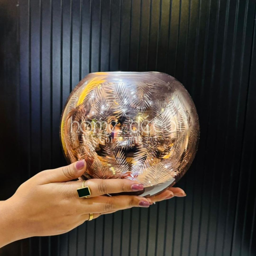 Shimmery Leaf Bowl Vase