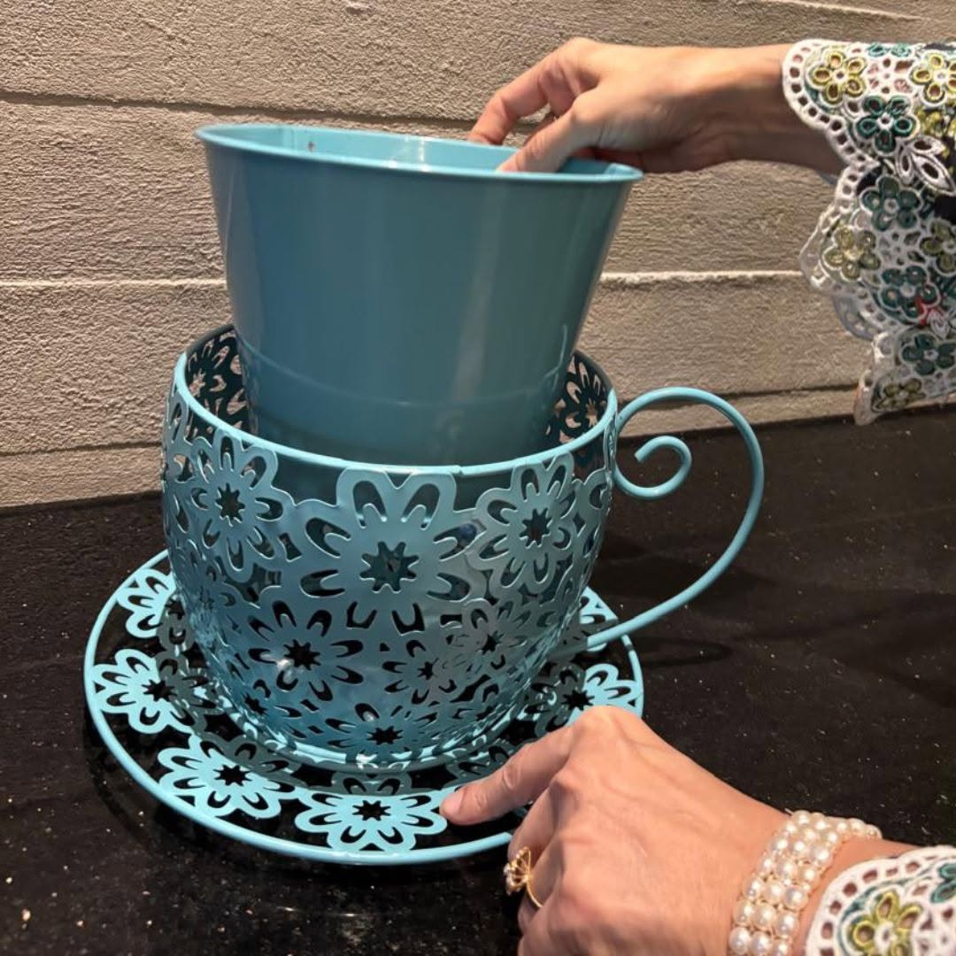 Metal Tea Cup Plant Holder