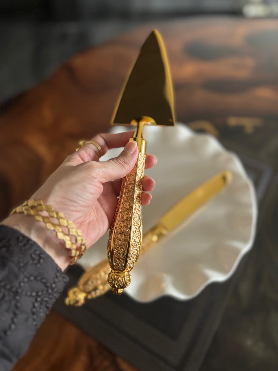 Cake Knife & Server 2 pcs set - Golden