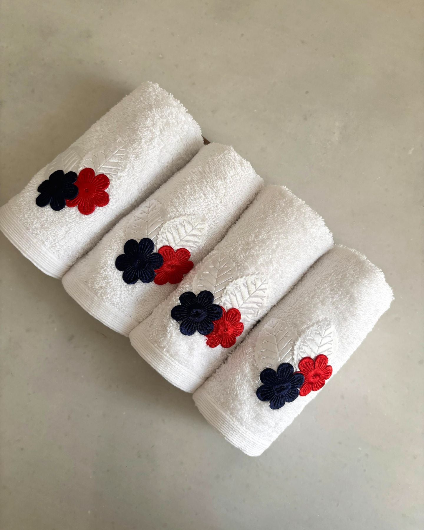 Hand Towel 4 Pcs Set- 2 Styles