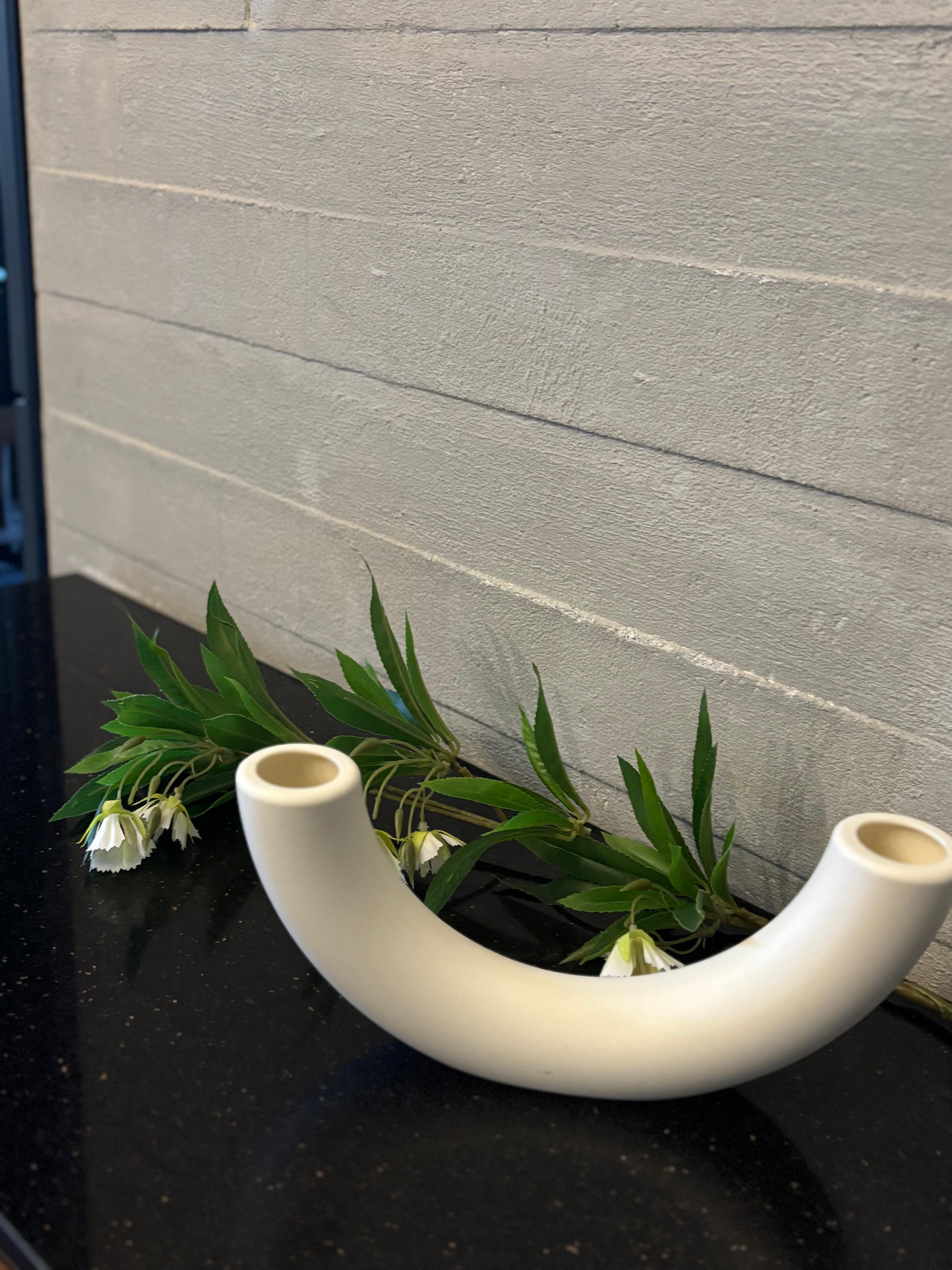 Tube Vase & Flower Stem