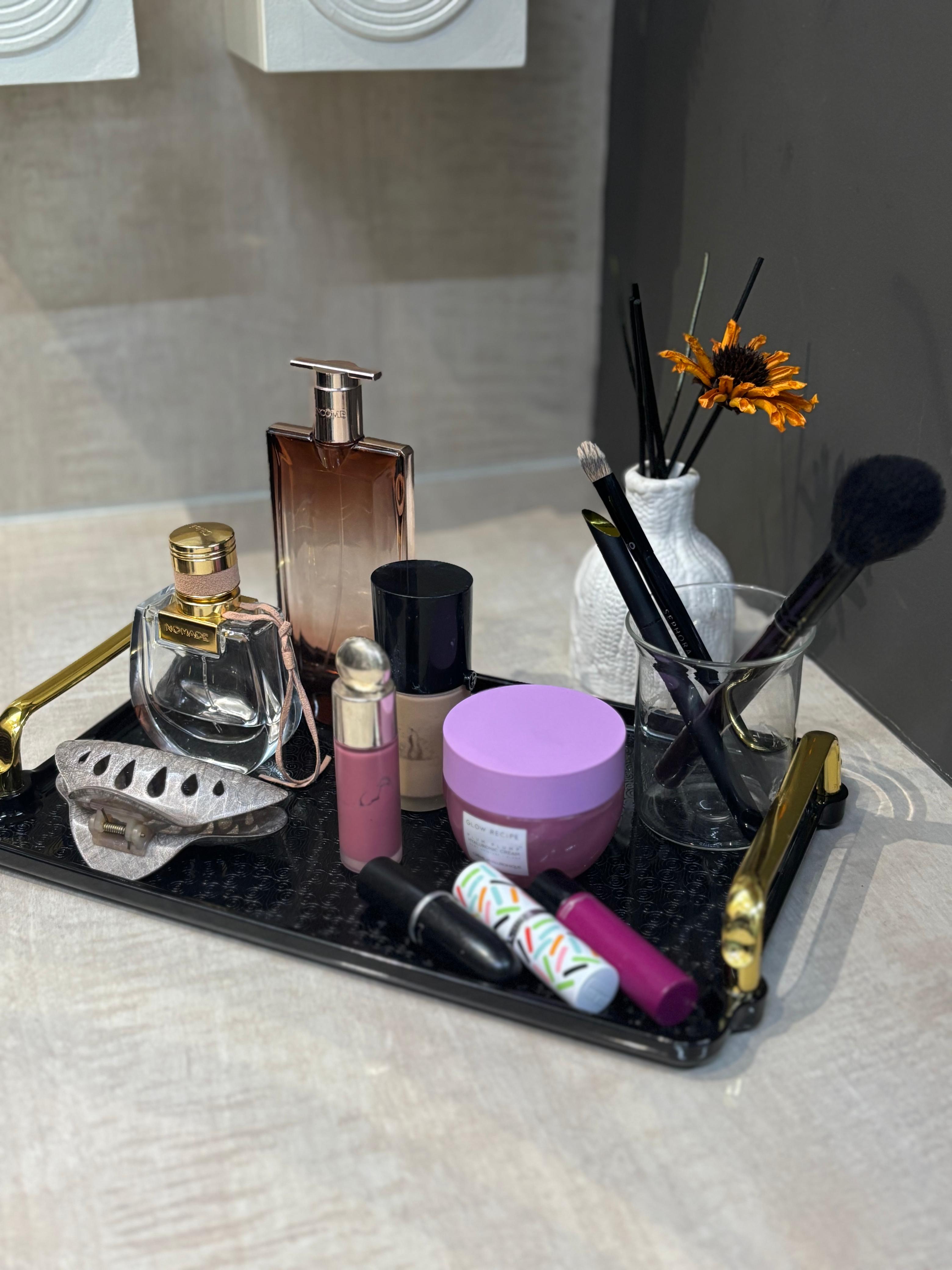 Acrylic Tray- 2 different color