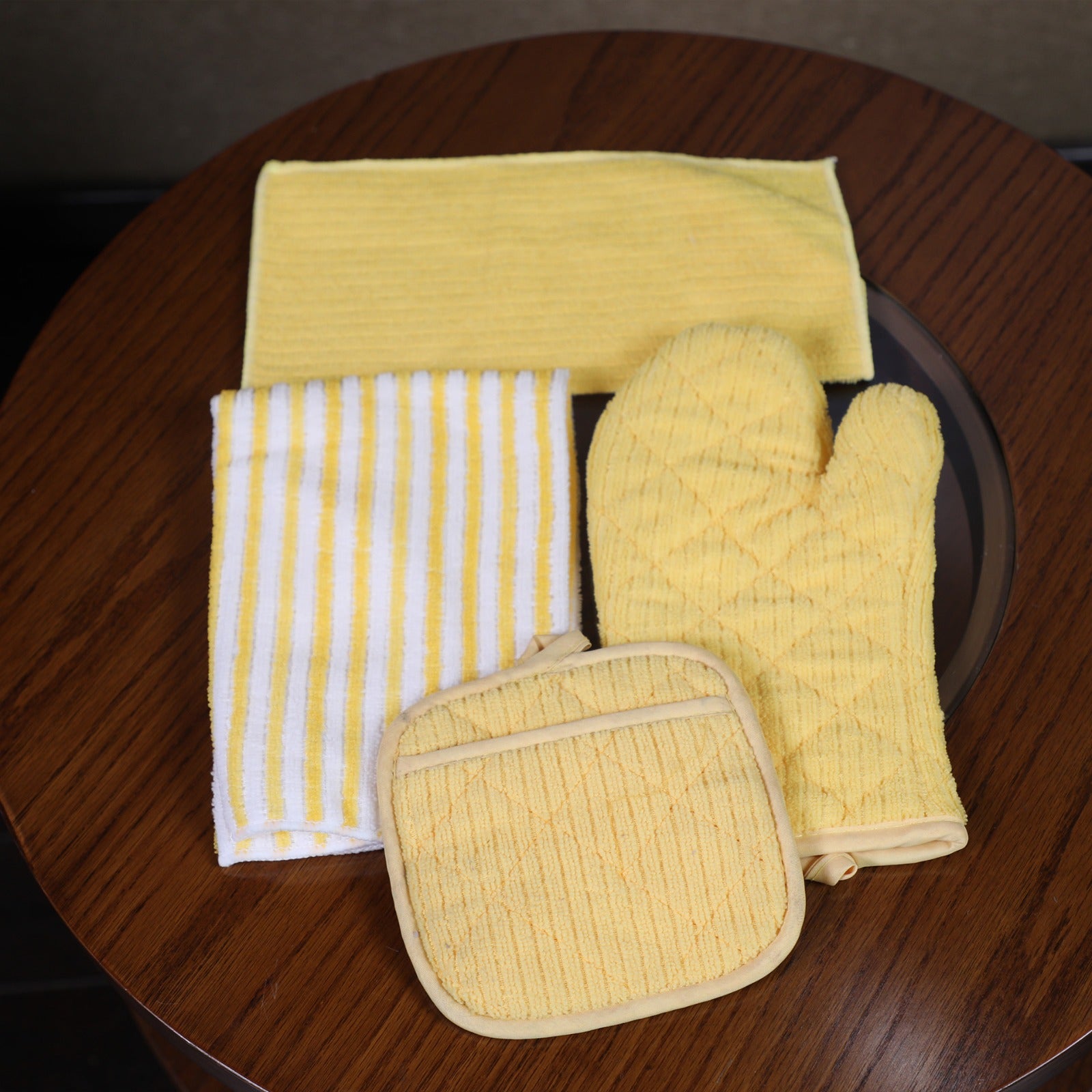 Kitchen mitt & towel set